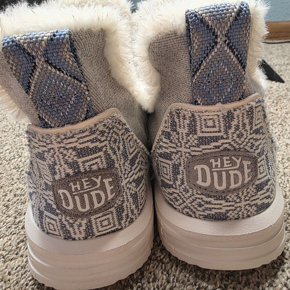 Hey Dude Camden Brushed Cozy Boots Size 9 Gray Slip Aztec Winter Blue EUC - Picture 9 of 12